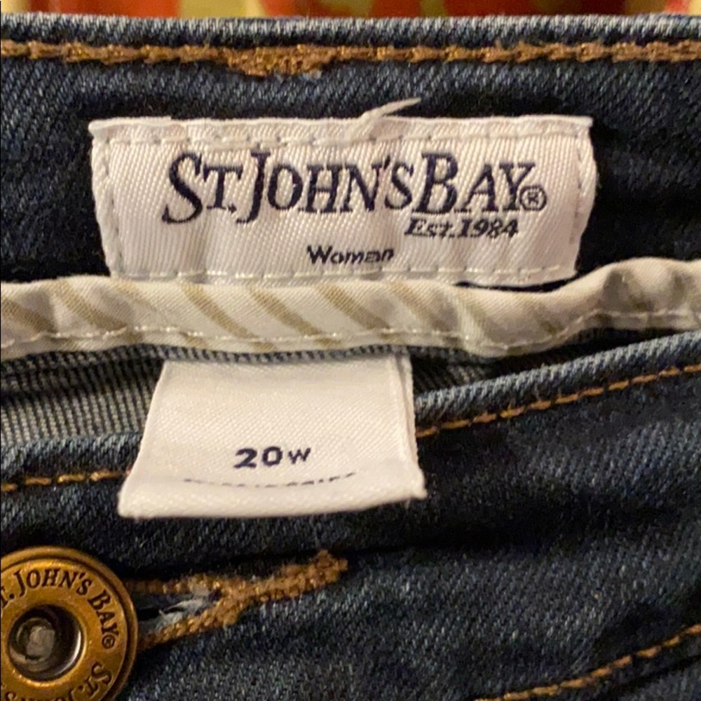 Blue jeans - Picture 2 of 3